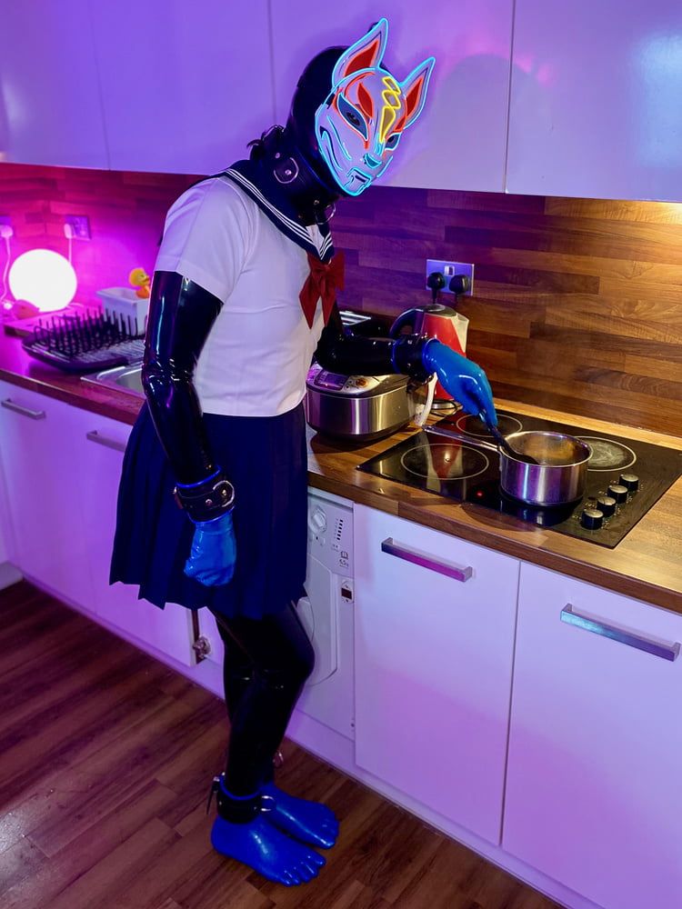 #LatexSeries 01 - Stuck At Home - In The Kitchen #8