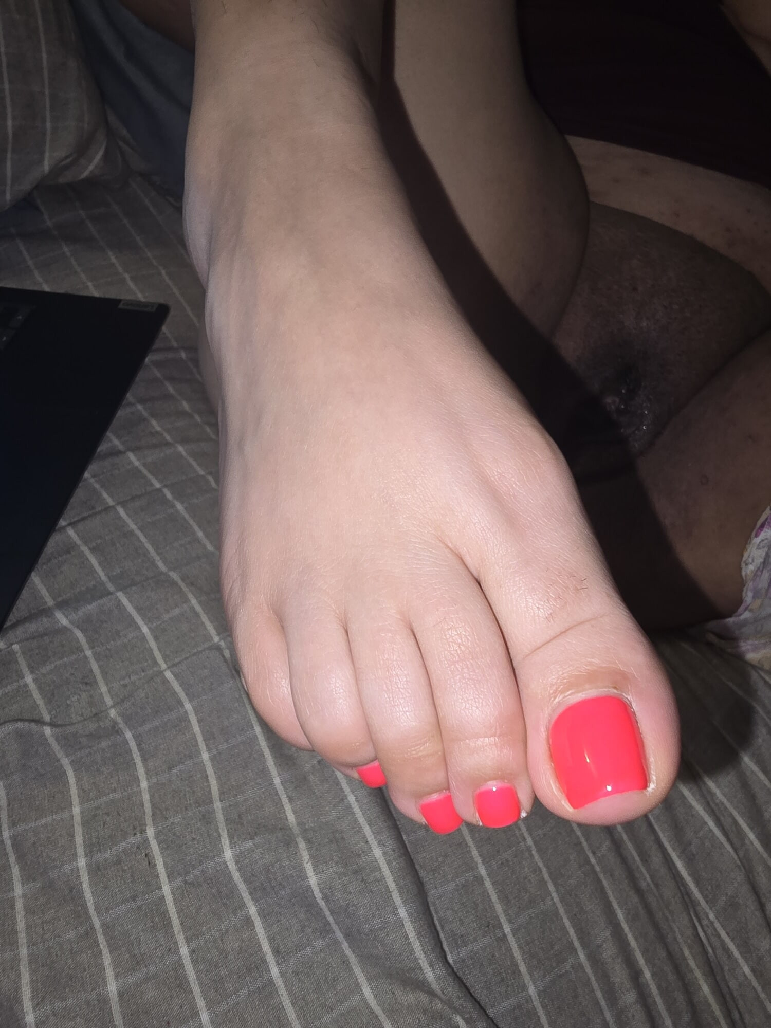 LatinaMilf feet and pussy  #10