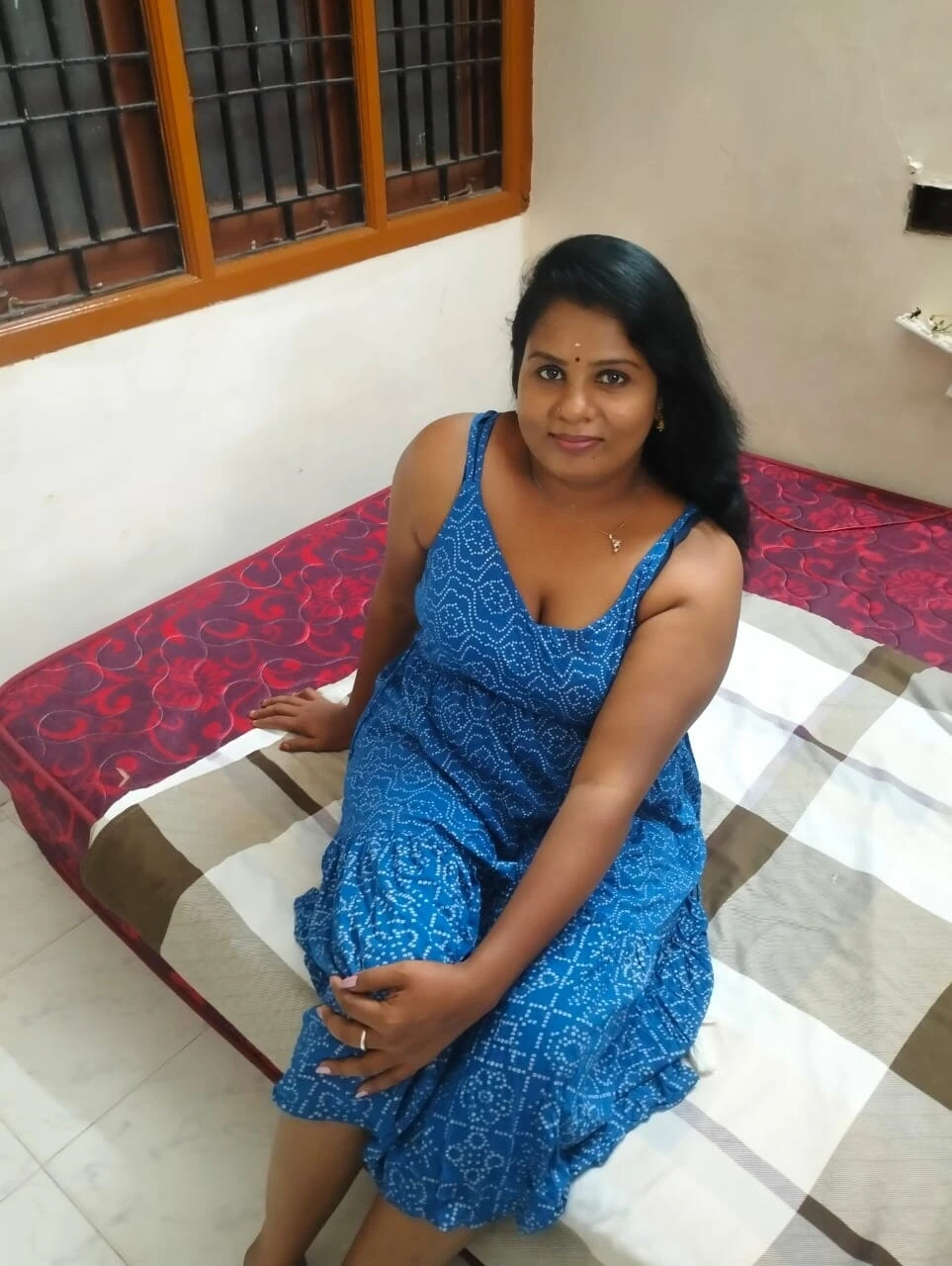 HETE SOUTH MALLU TANTE 
