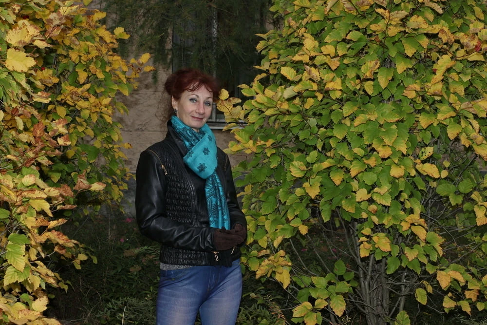 red green yellow #27