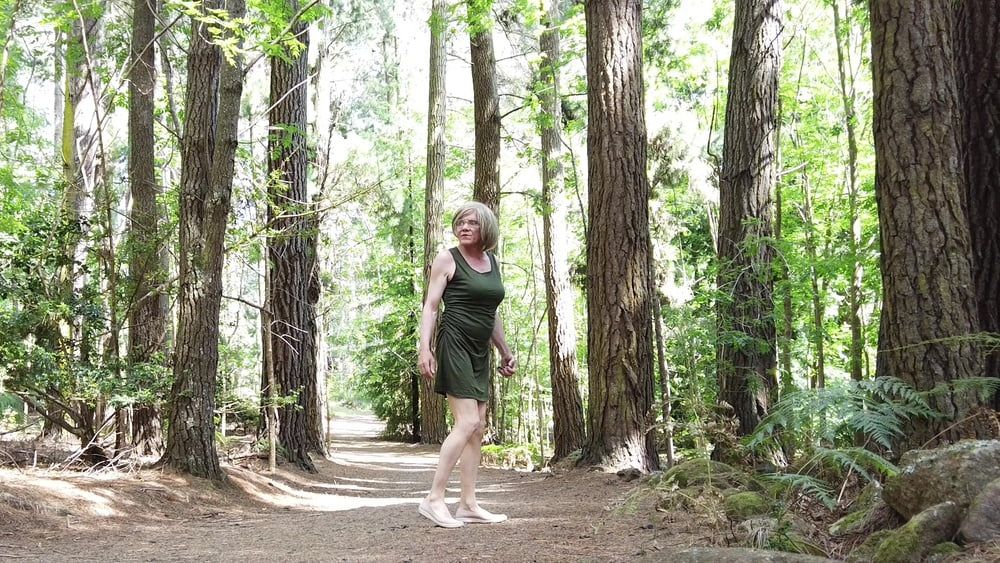 Crossdress walk forest trails #41