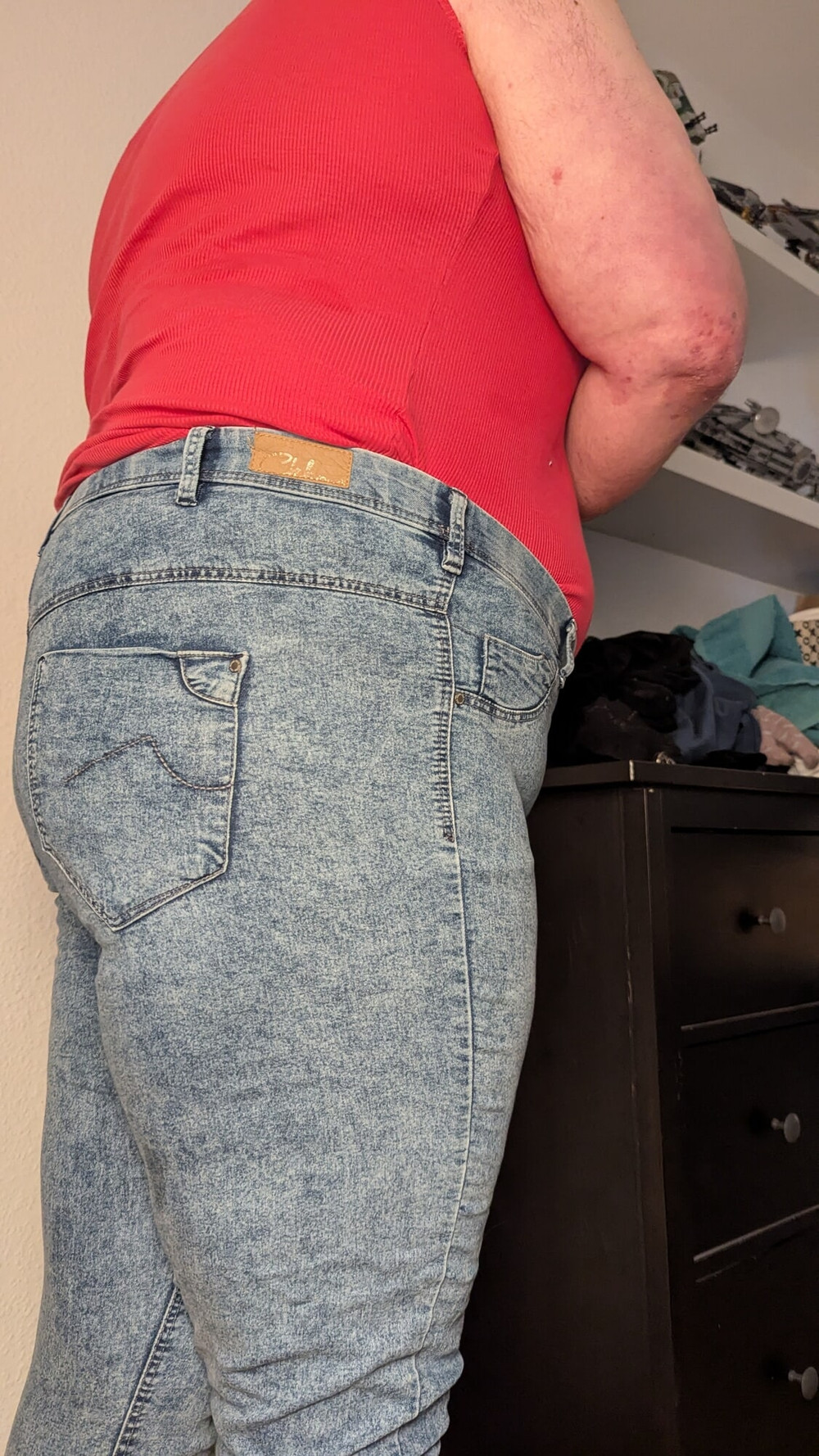 When a fat NB has the flat to themselves  #19