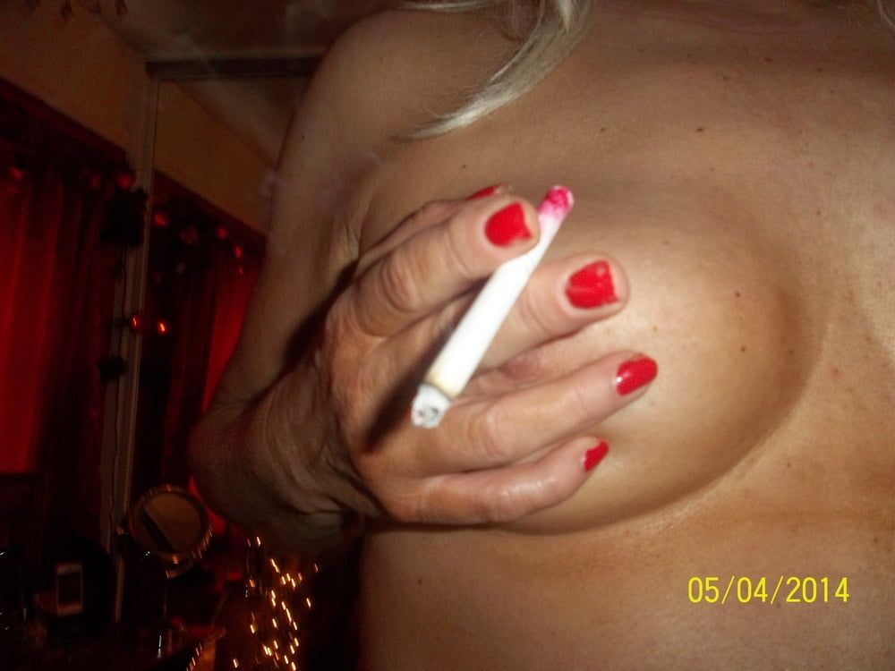SMOKING WIFE #48