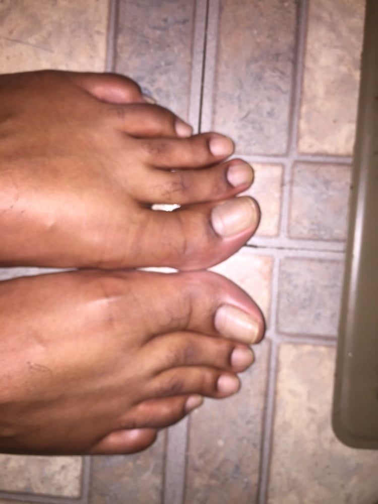 Big Foot black mens big feet male long toes nails  #8
