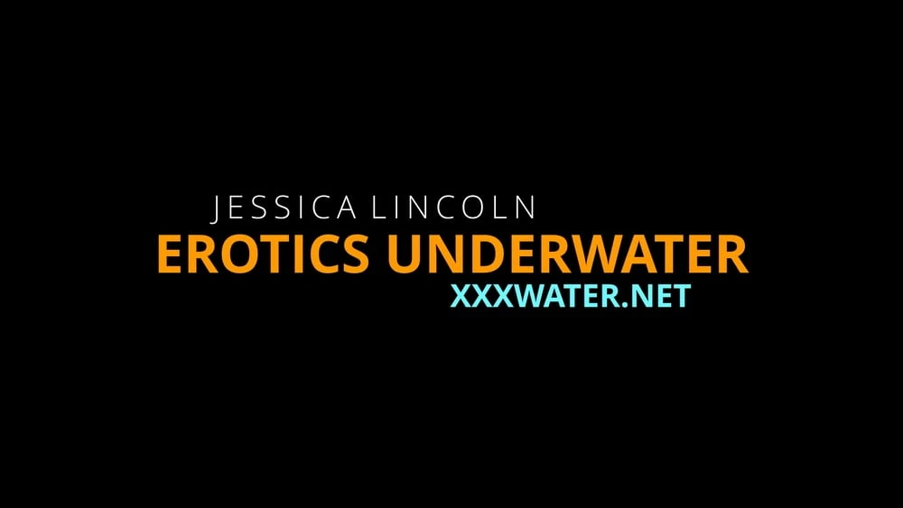 Jessica Lincoln Pt.1 UnderWaterShow #2