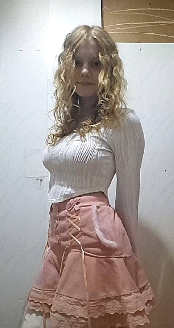 Kira Free Photos #42