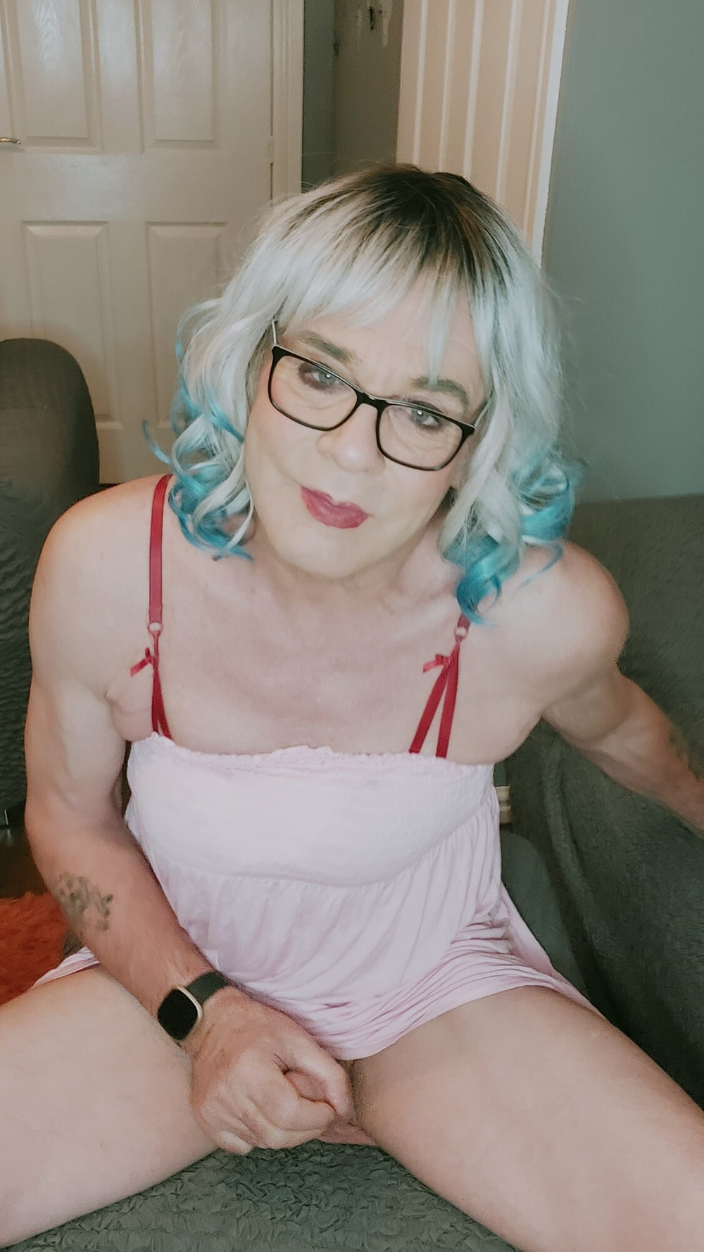 bisexual crossdresser Juniper Beri