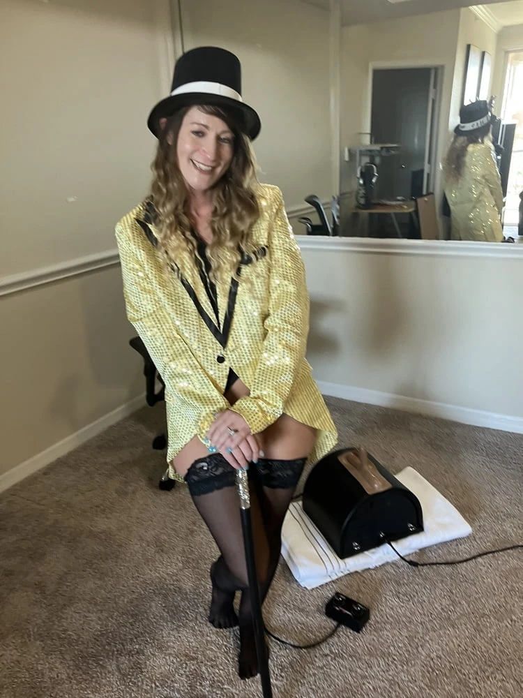 Girls First Sybian - Constance New Years #8