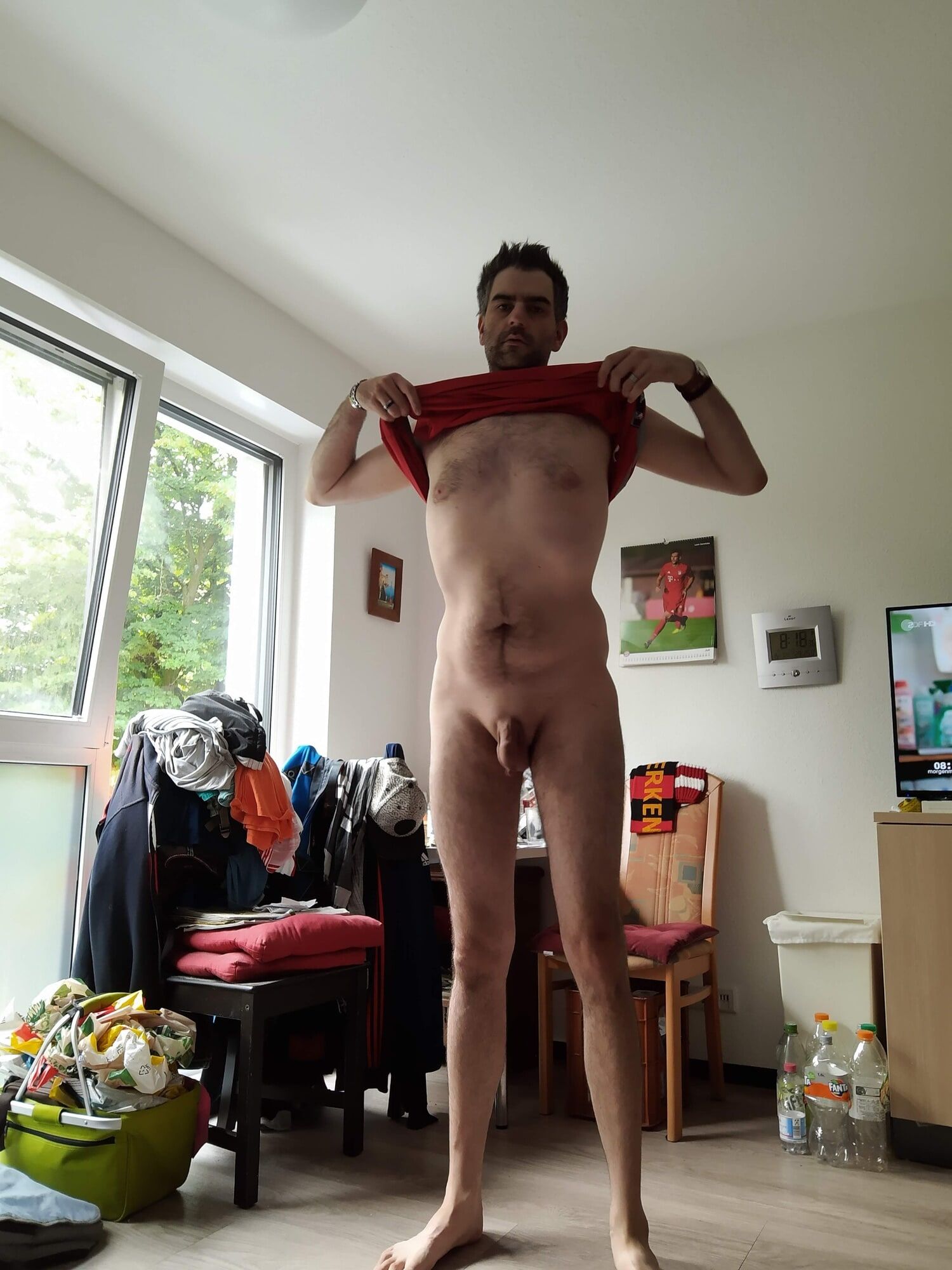 Naked Exhibitionist 