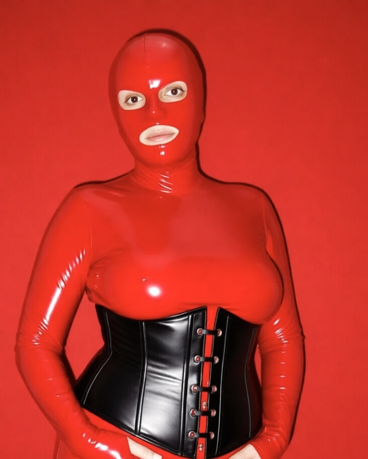 Laura in red latex 
