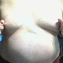 Morning nipple play