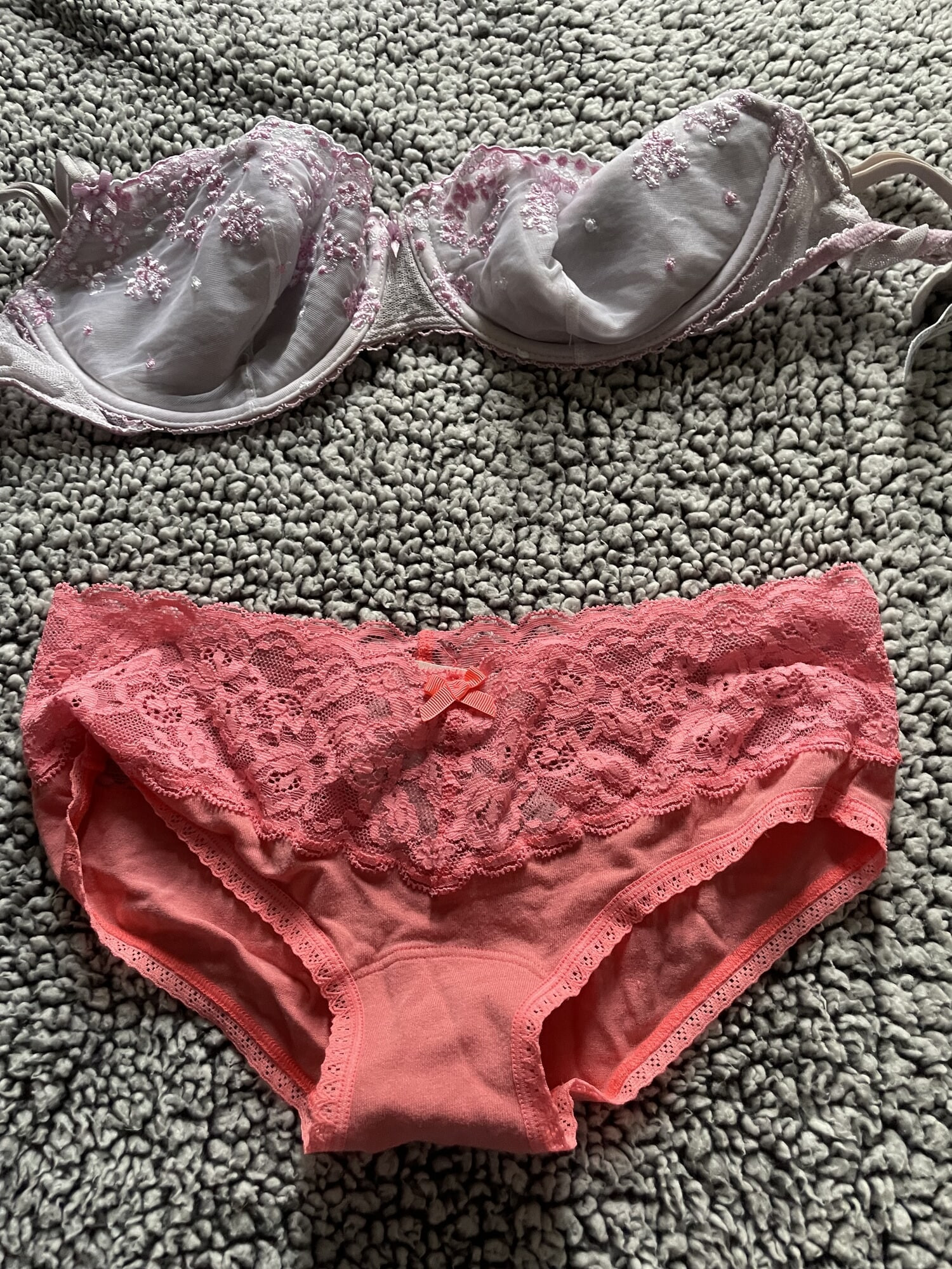 Sarah’s knickers exposed