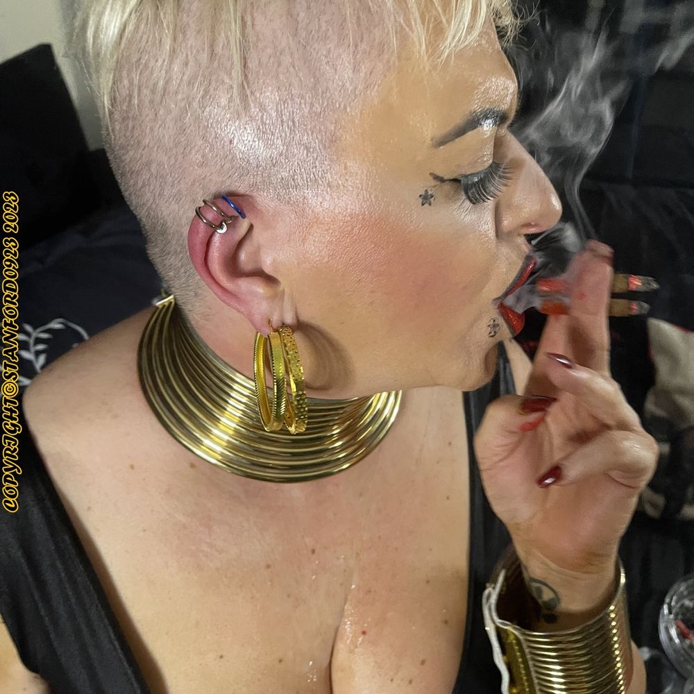 BAD AUNTIE SMOKING  #59