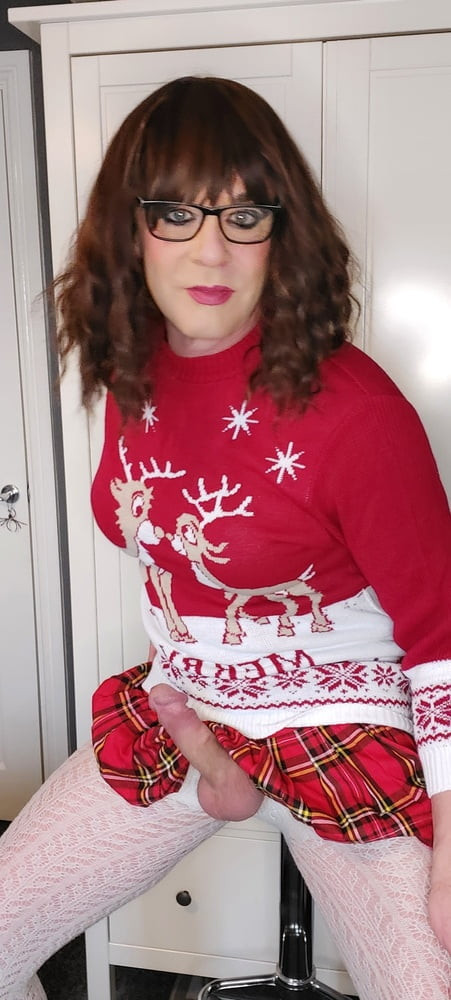 crossdressing juniper beri xmas #33
