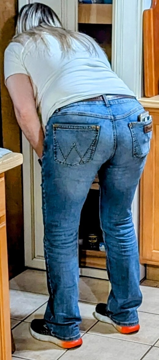 Curvy and Wholesome Wife #34