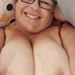 Mama&#039;s boobs