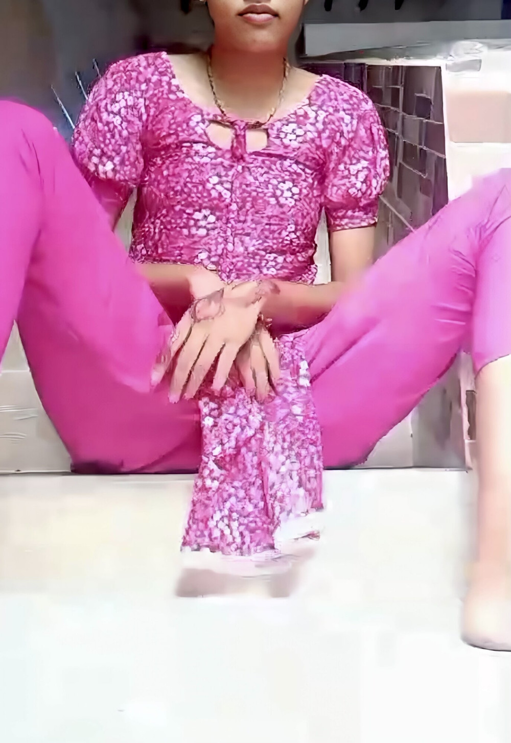 Desi girl nude photo for boyfriend #5