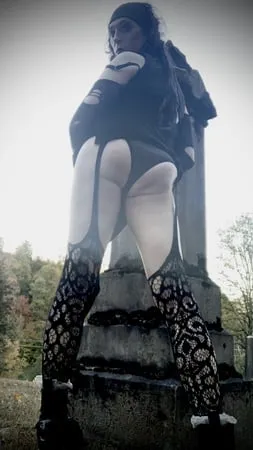 sexy goth t girl amber addamstg         