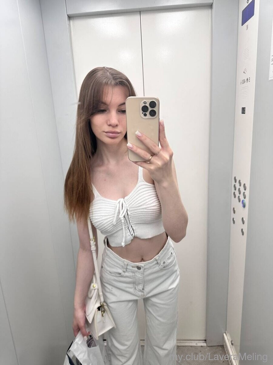 Lola Free Photos #11