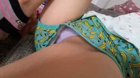 Ich sitze hier und mache es mir