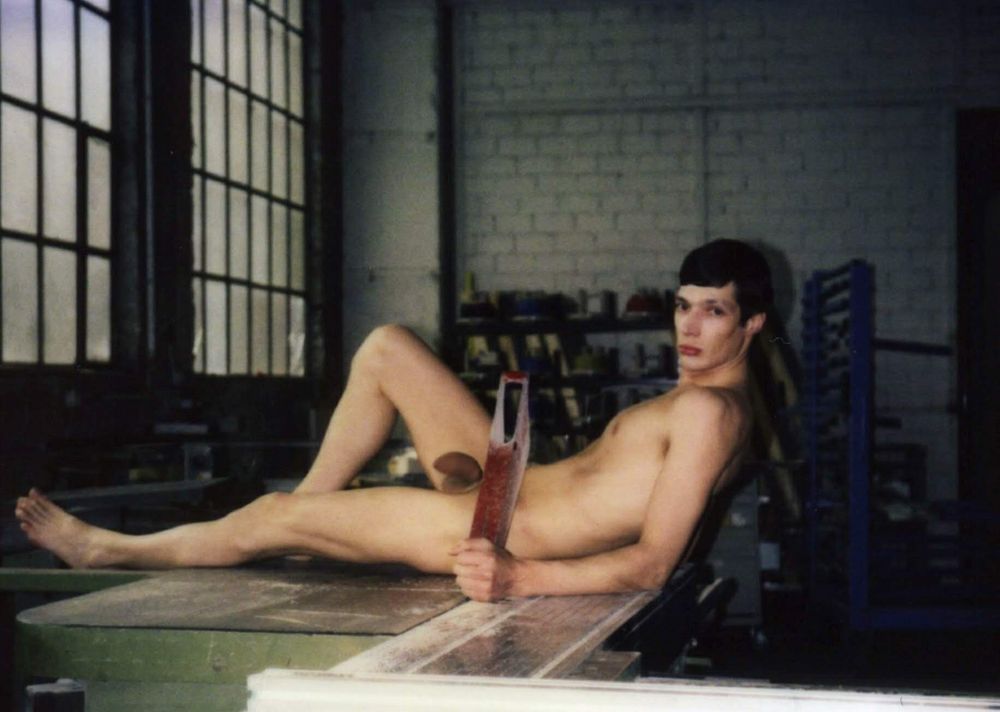 Naked at work #24