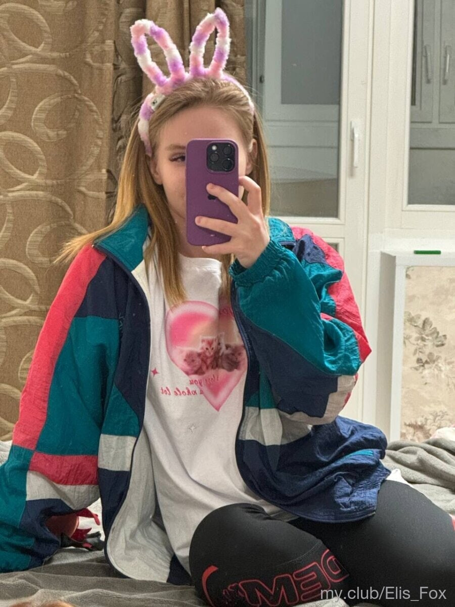 Alice Free Photos #3