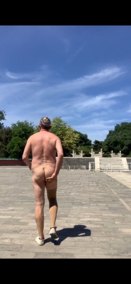 Naked outdoor walk China  #3