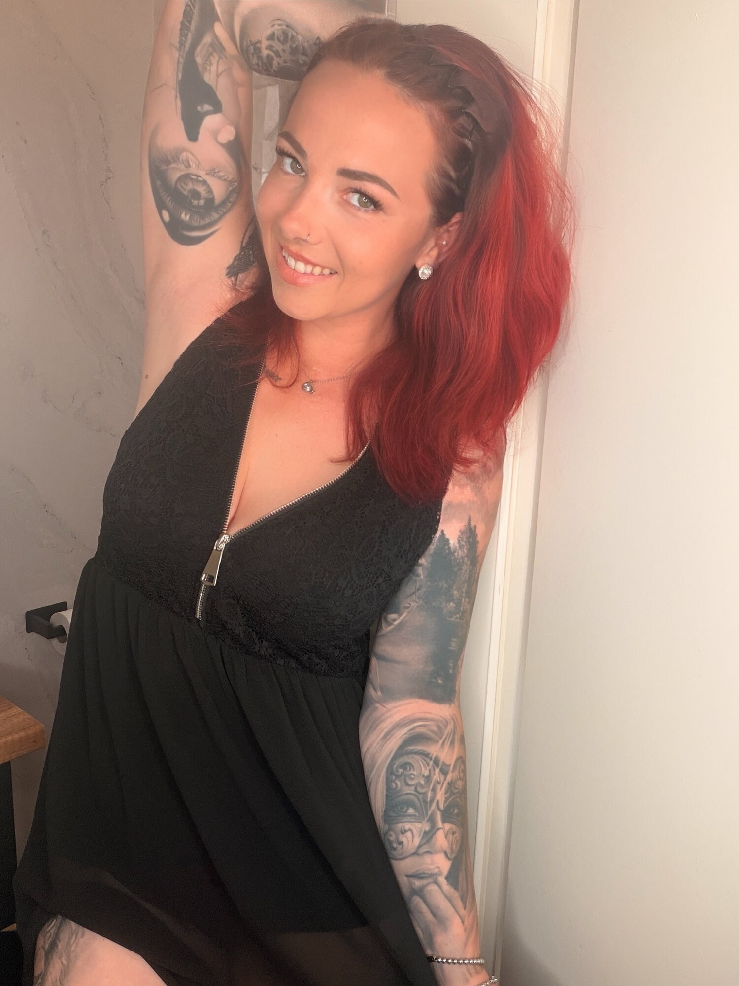 Fingered my pussy right before my date  #2