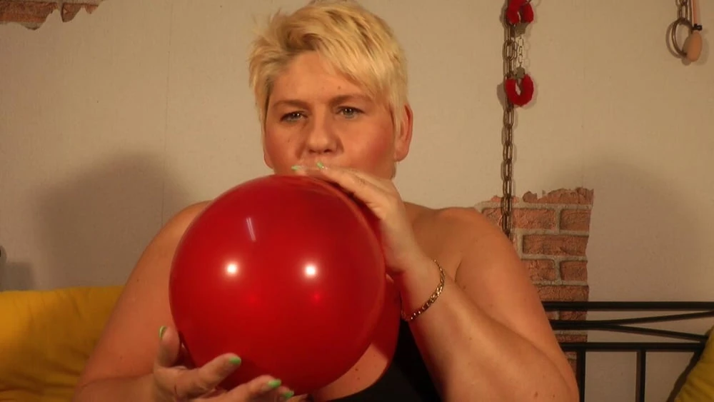 Bright Red Balloon #18