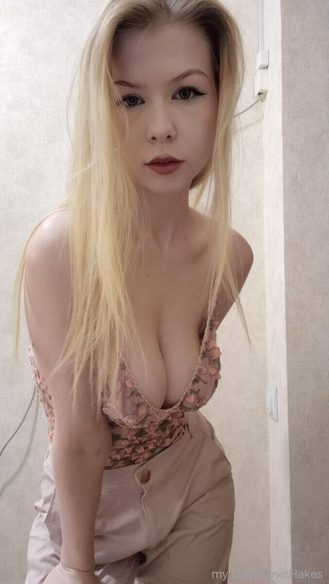 Hello my name is Tate Free Photos #37