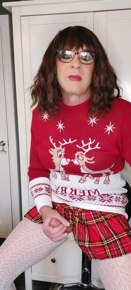 crossdressing juniper beri xmas #28