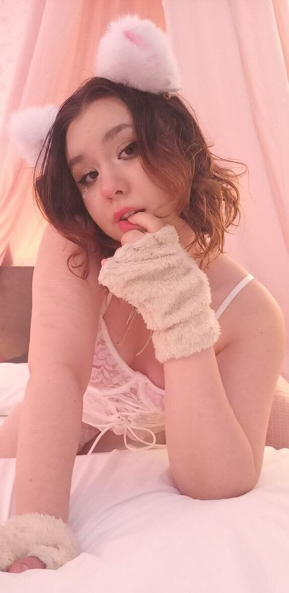 Lilly Free Photos #36