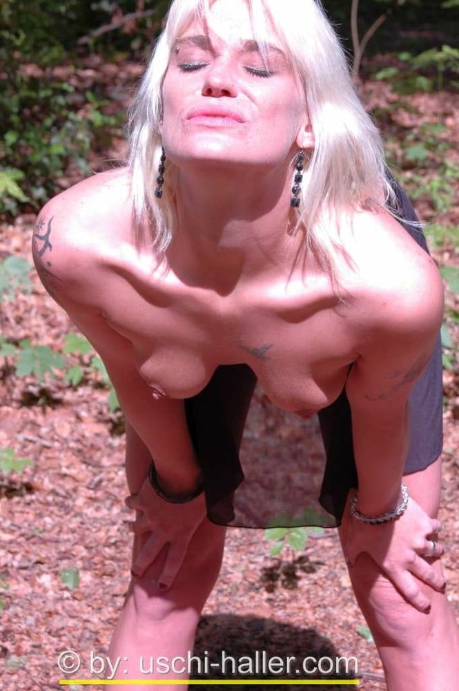 Outdoor photo shooting with blonde MILF Michelle #31