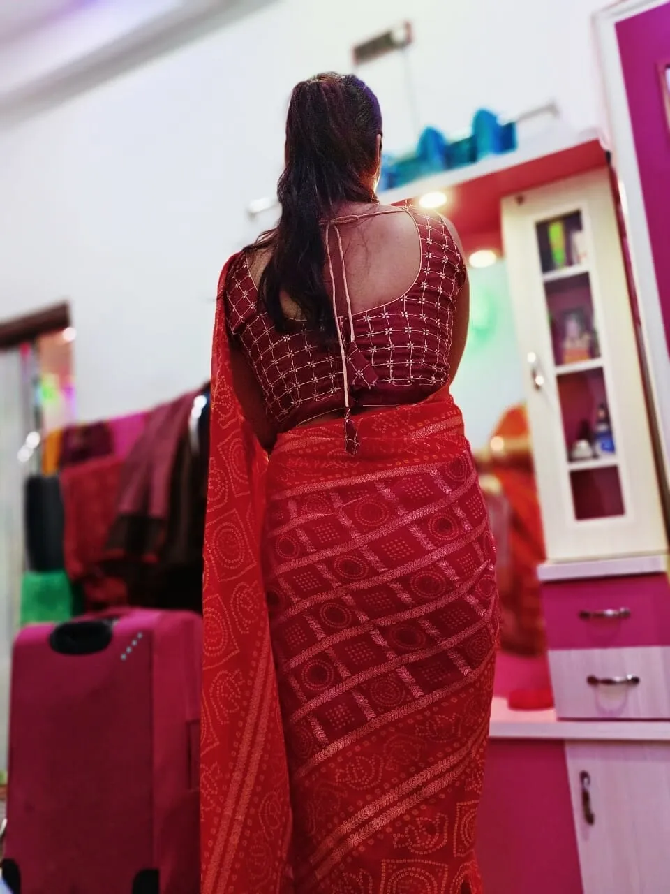 Desi girl in saree