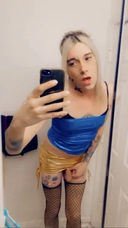 blue and yellow slut         