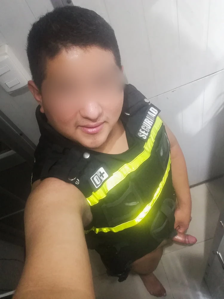 SelfiesNudes in the Work #4