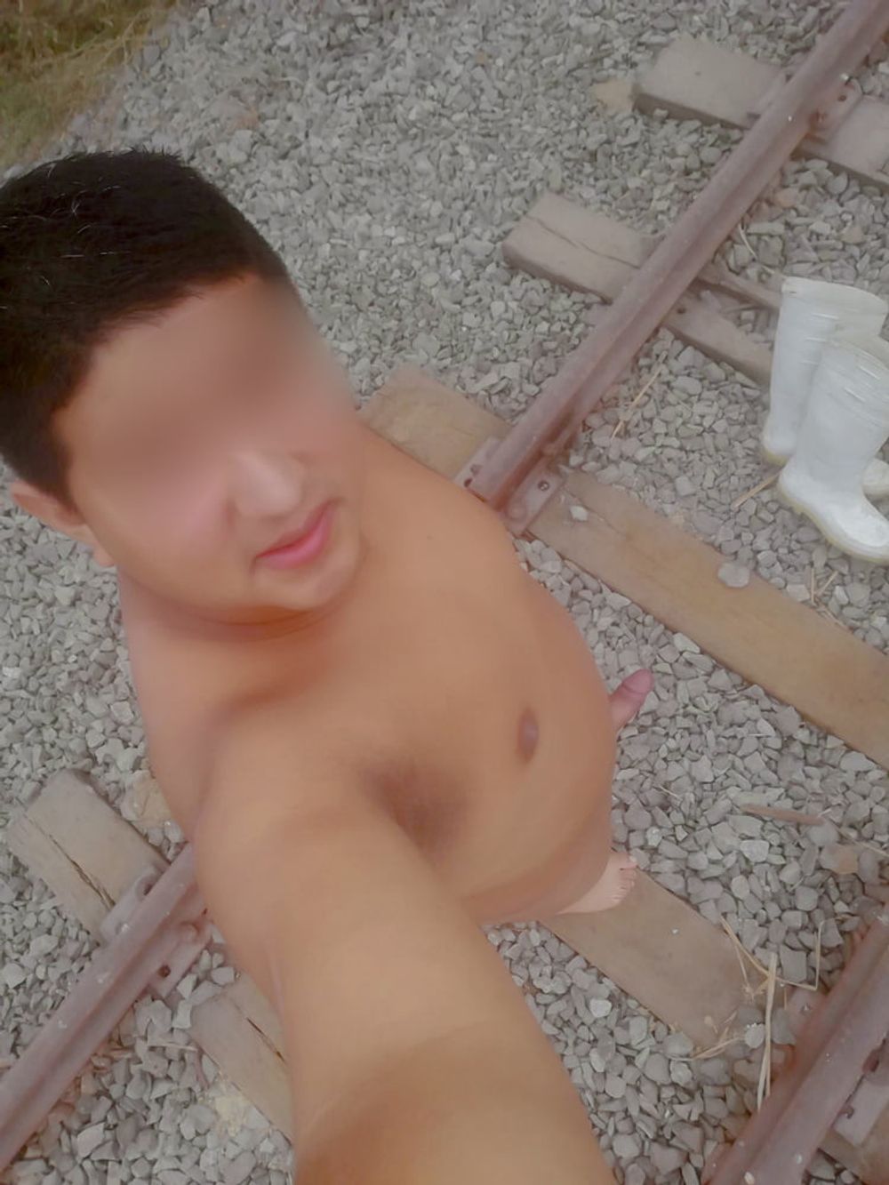 SelfiesNudes en las Vias del Tren  #9