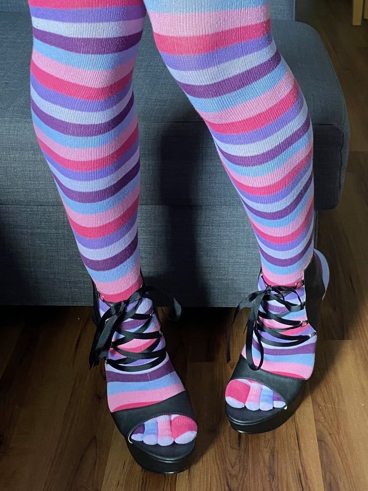 Stripy OTK Toe Socks & Aloha Panties