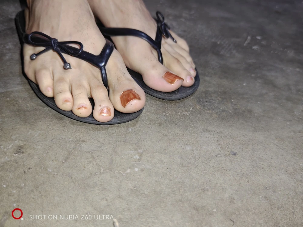 Feet CsG 1.1 #4