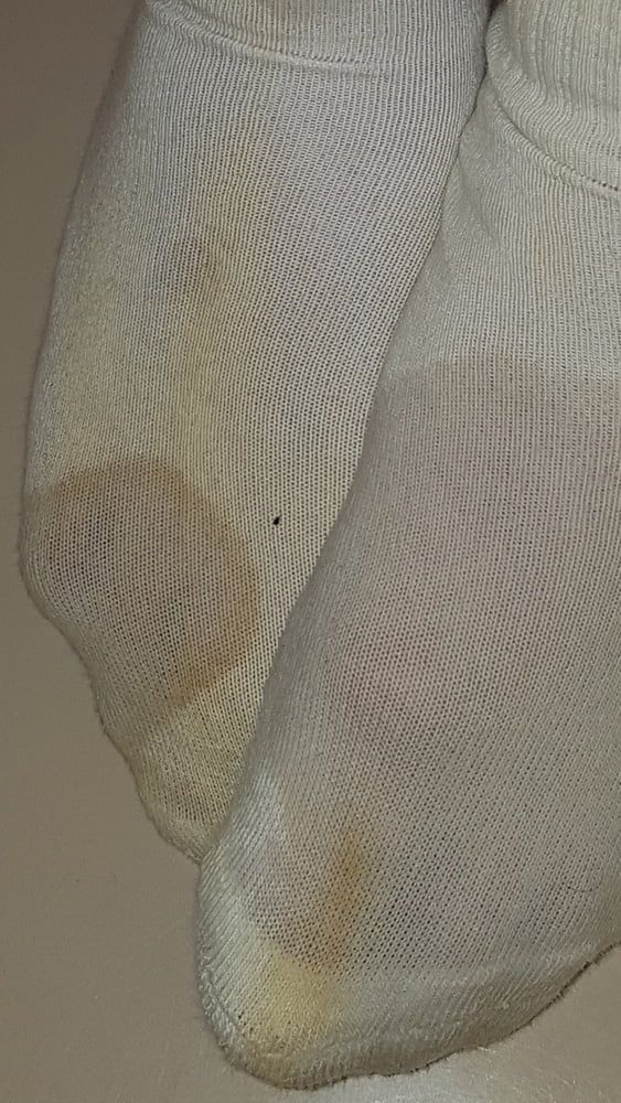 My white Socks - Pee #60