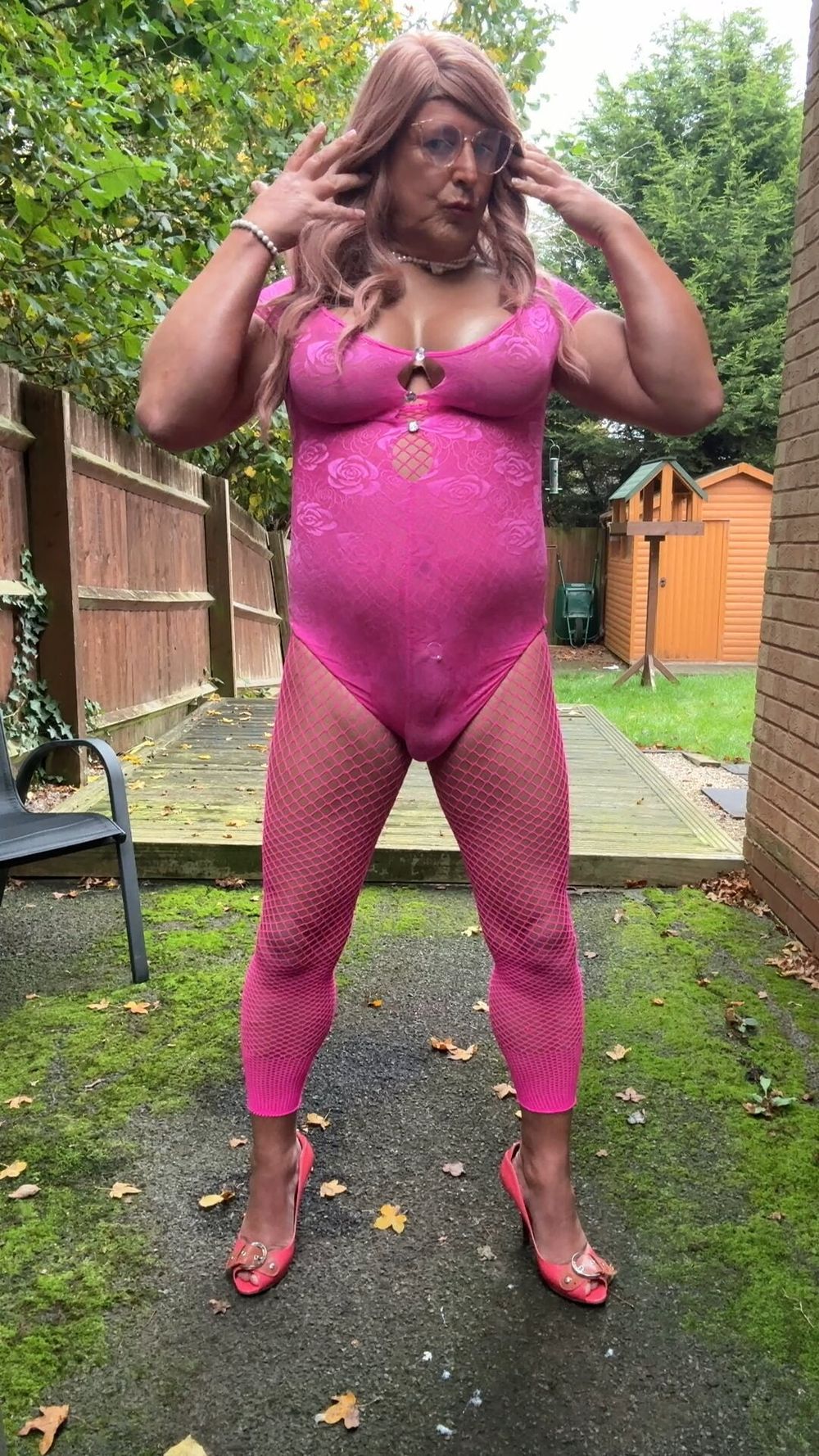 Crossdresser kellycd2022 in pink playsuit and fishnets  #12