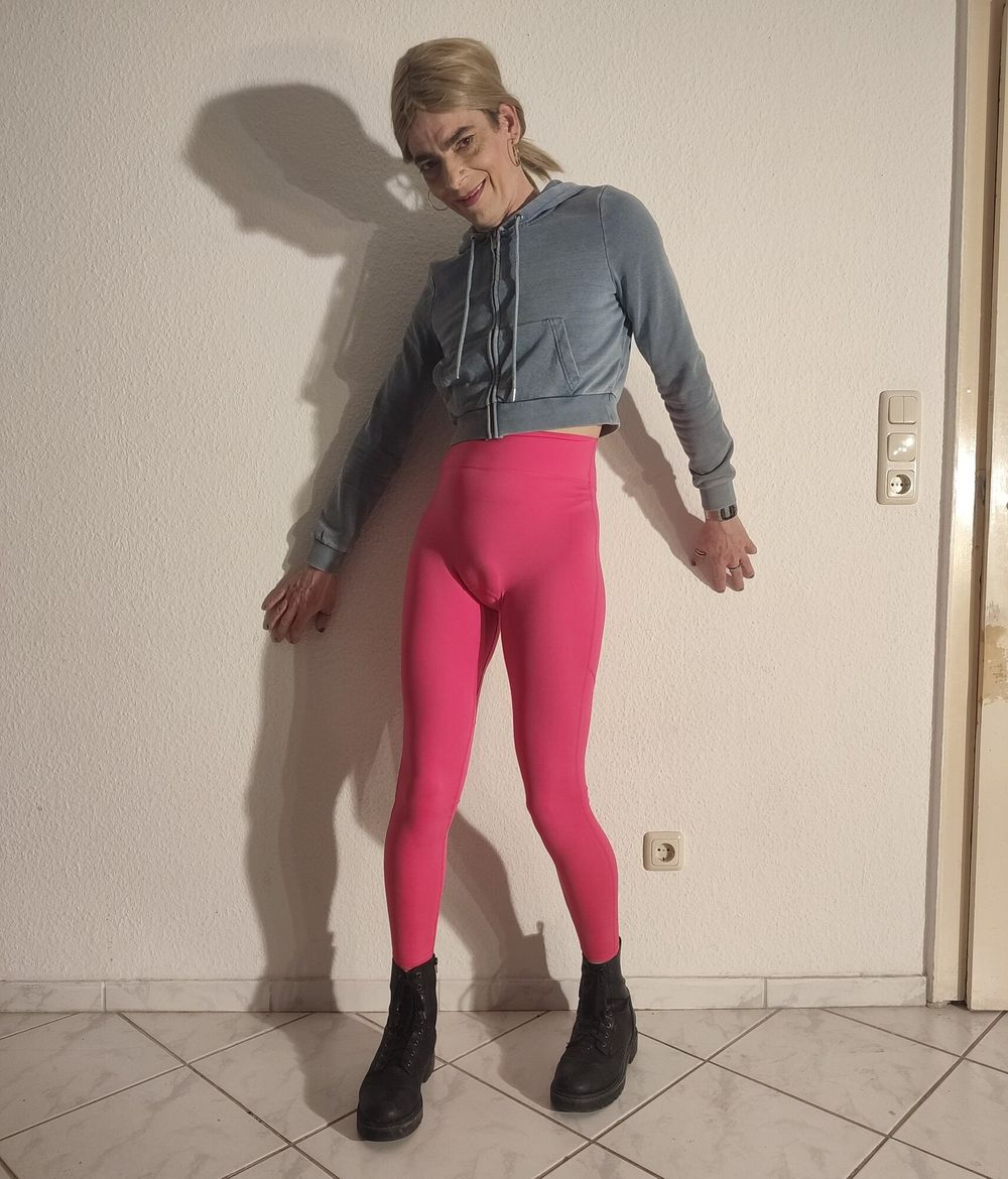 nonbinary femboy slut showing some hot outfits