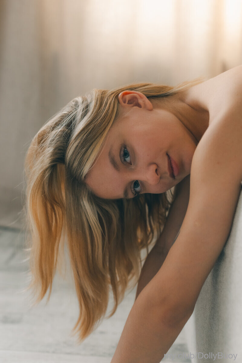 Ellie Dolly Free Photos #19