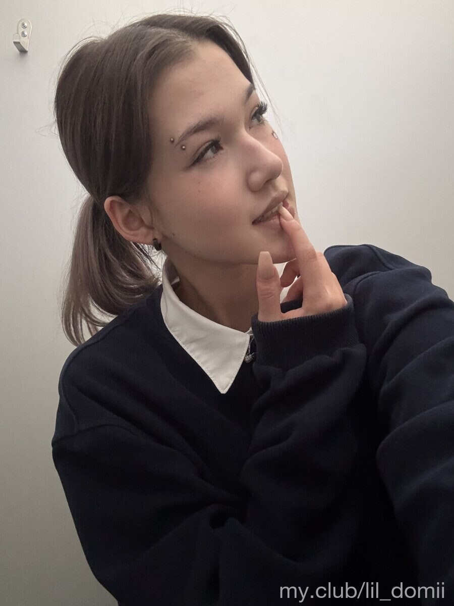lil_domii Free Photos #6