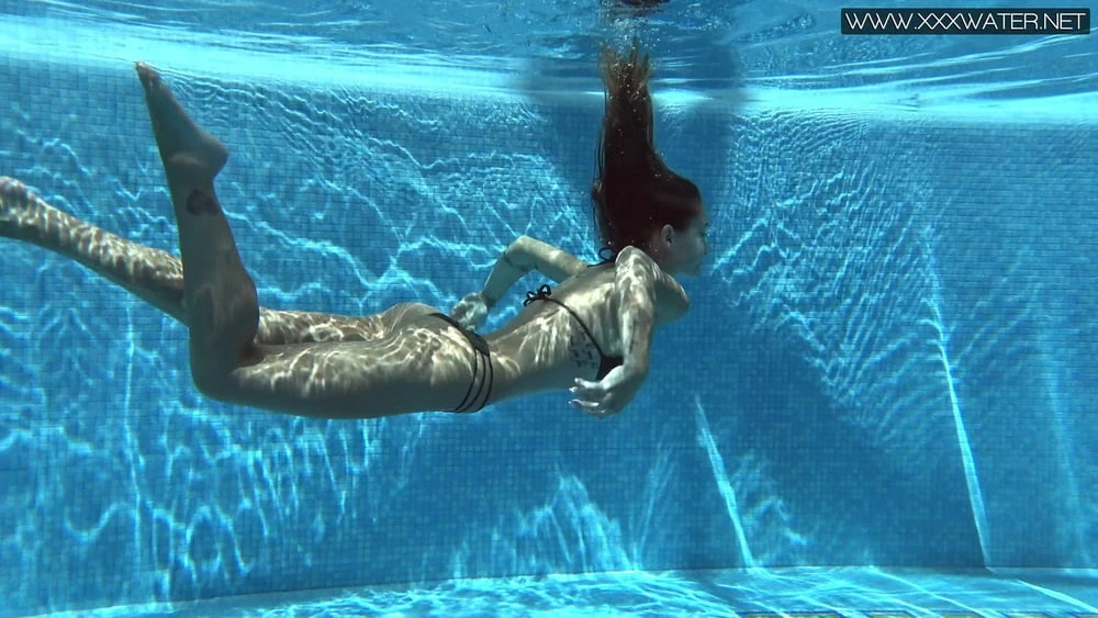 Tiffany Tatum Pt.1 UnderWaterShow #5