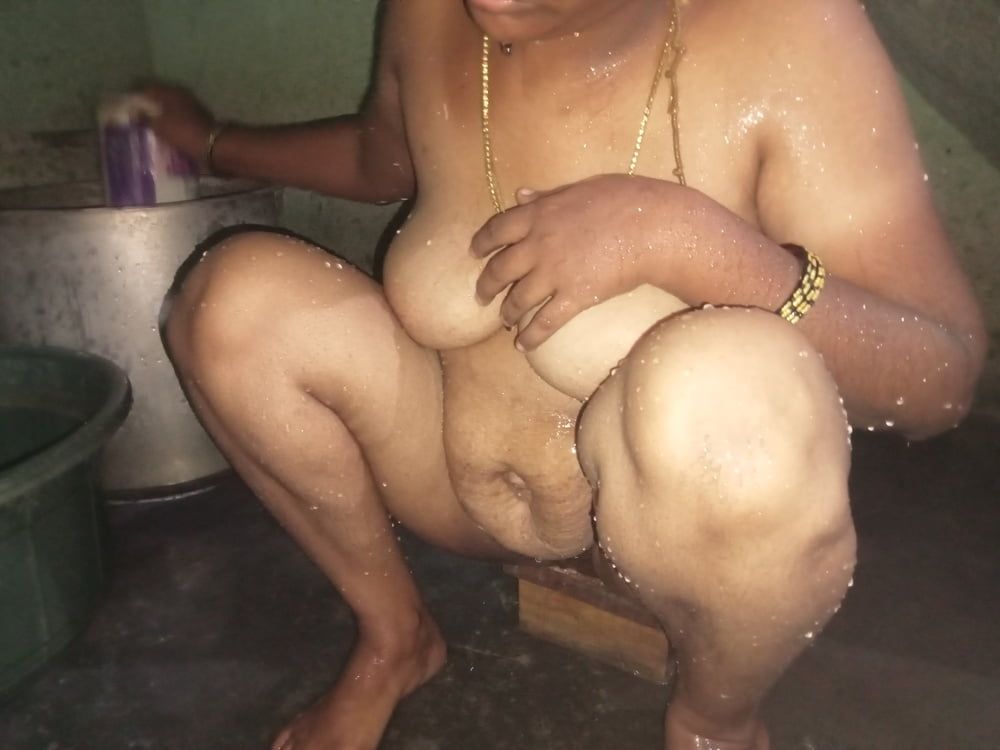 Desi wife big boobs 