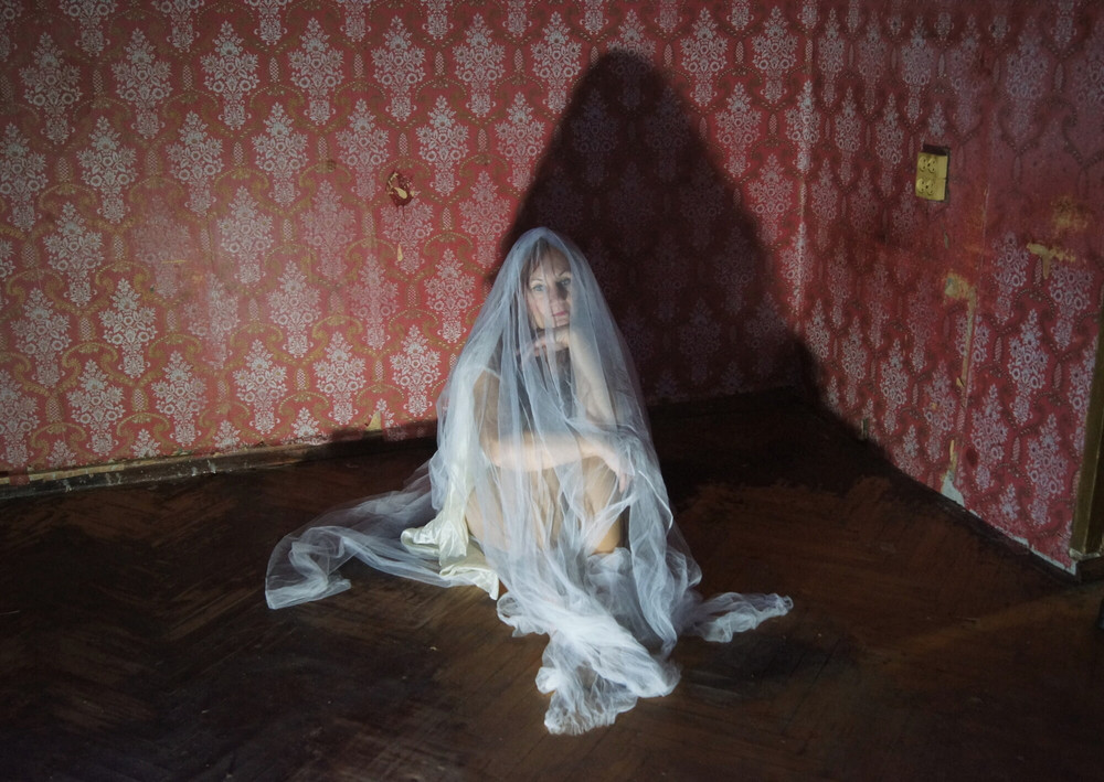 Ghost In Abandoned House #25