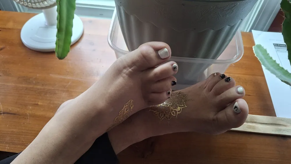 GF Showing off her feet #3