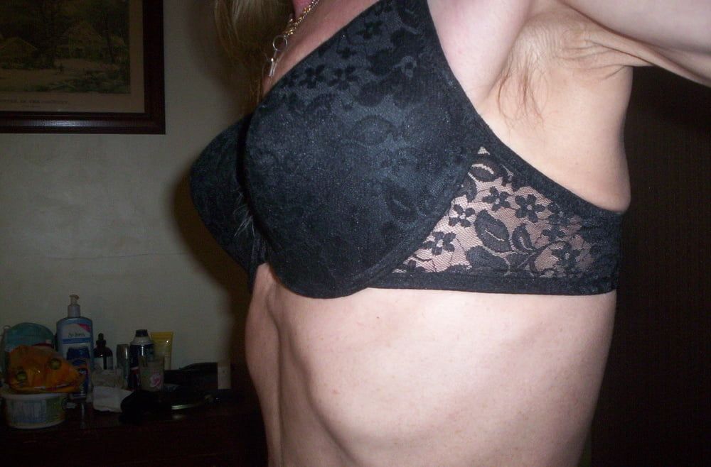 Mellissa's sexy new bra and panties.