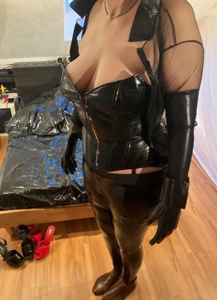 Dressing up for Latex Fetish Video #17